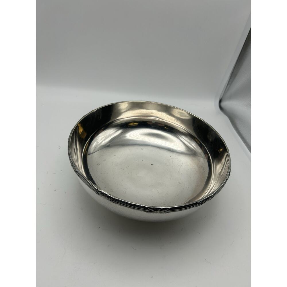 Van Bergh Silver Plate Bowl. 3051 Pattern. 1920-1050.